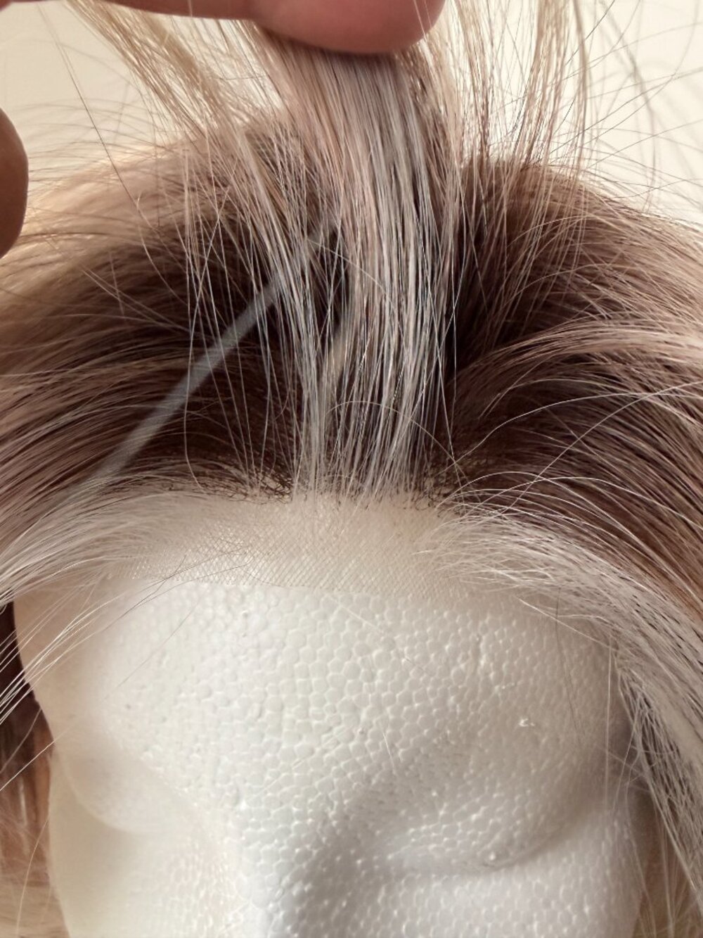 NWT Raquel Welch BOUTIQUE CHIC, RL16/22SS, LF, Avg Cap Synthetic Wig - Picture 8 of 13